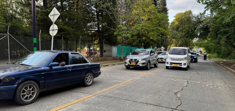 Suspensión de reversible en Av. Cañasgordas, ¿cuándo dejará de implementarse?