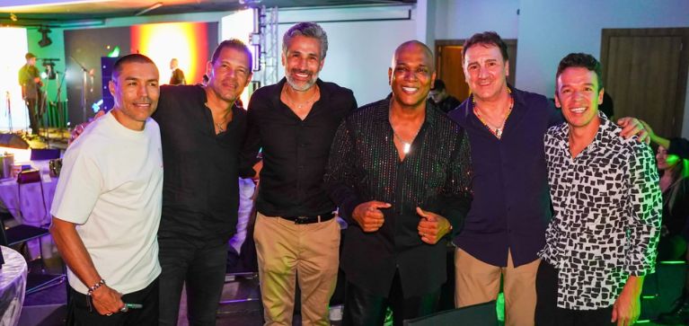 Video: Así puso Willy García a bailar a las leyendas del fútbol que estuvieron en Cali