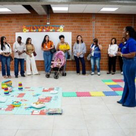Conozca 'Cariño Nocturno', el servicio de cuidado gratis para la primera infancia en Cali