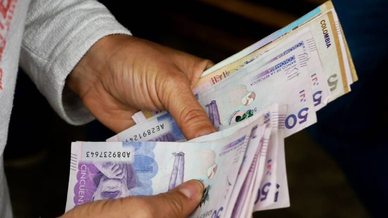 Conozca cómo organizar su dinero y fijar metas claras para unas finanzas sanas este año