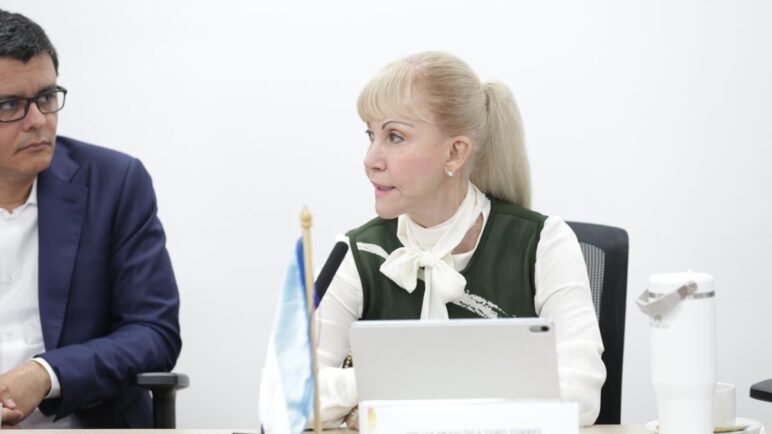 Gobernadora del Valle anuncia que no aplicará decreto de emergencia sobre impuesto al consumo