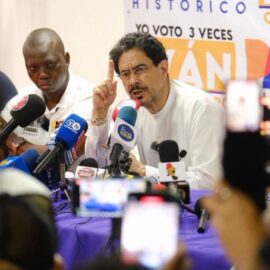 Iván Cepeda se retira oficialmente de la consulta presidencial: esta es la carta que se envió al CNE