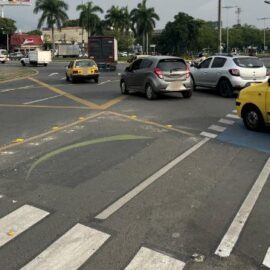 Alcalde de Cali ordena suspender instalación de taches en vías tras quejas ciudadanas