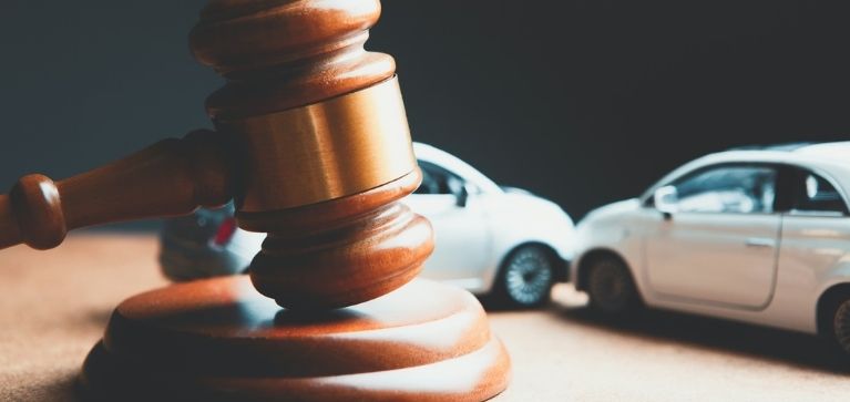 ¿Cómo funciona la denuncia penal y los derechos de las víctimas en Colombia? Juez explica