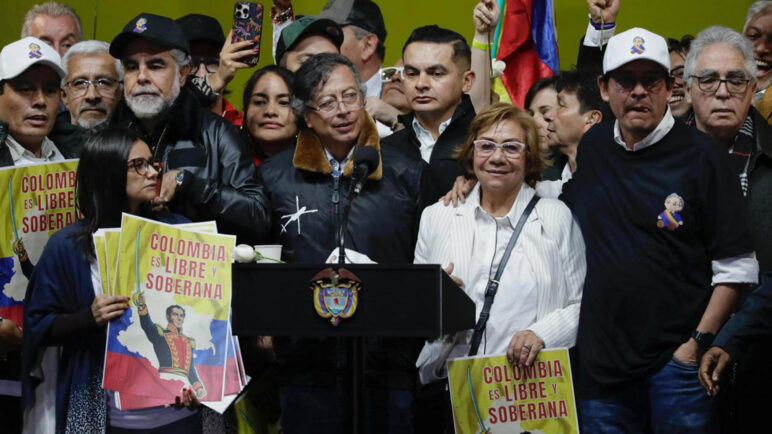 Petro propone diálogo con EE. UU. y Venezuela tras captura de Maduro