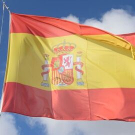 Los requisitos claves para la regularización en España: Muchos colombianos serán beneficiarios