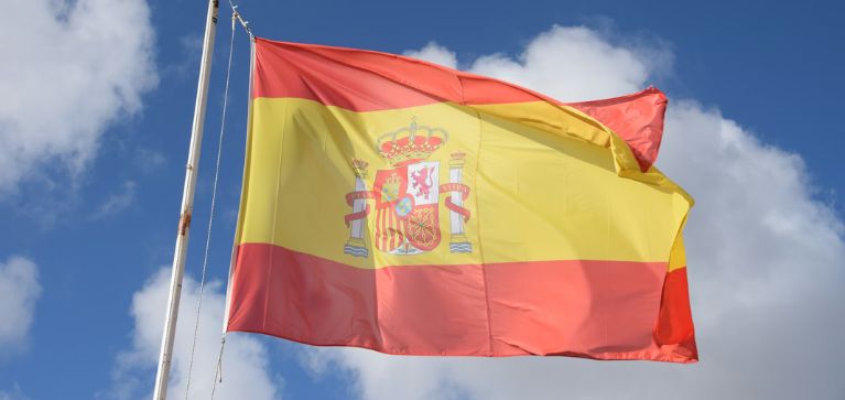 Los requisitos claves para la regularización en España: Muchos colombianos serán beneficiarios