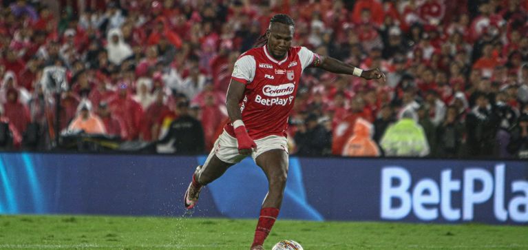 Hugo Rodallega: ¡Así va la carrera del inagotable delantero vallecaucano!