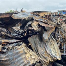 Imágenes | Panorama tras fuerte incendio que consumió viviendas en el oriente de Cali