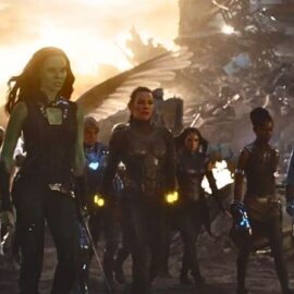 Actriz de Marvel anuncia que tiene daño cerebral tras sufrir una caída en famosa playa