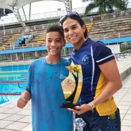 Conociendo a Santiago Rodríguez, la joya de la natación con aletas del Valle
