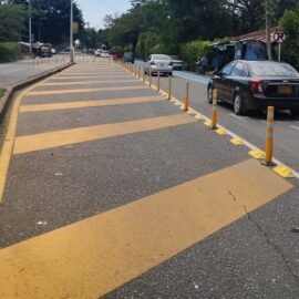 Taches en vías de Cali: Autoridades y conductores se refieren al tema