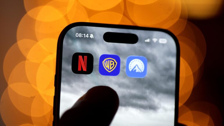Warner Bros cierra la puerta a Paramount y apuesta por Netflix