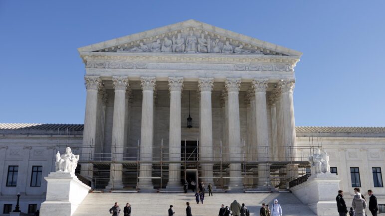 Corte Suprema de EE.UU. invalida los aranceles impuestos por Trump