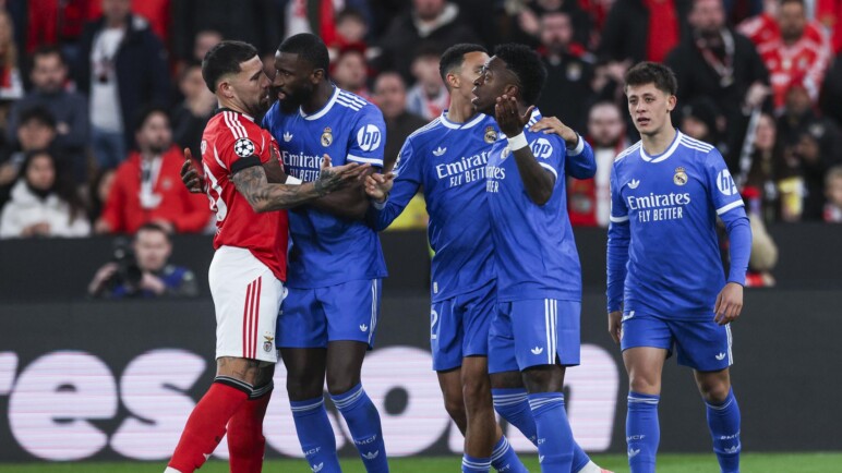 Escándalo en la Champions: Vinicius denuncia presuntas agresiones racistas: ¿Qué dijo el club?
