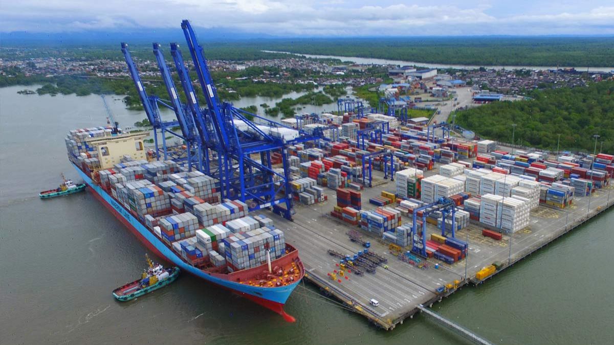 Gremios denuncian bloqueos y hurtos en vía al puerto de Buenaventura