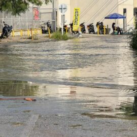 Así afectó las inundaciones a los habitantes de Candelaria; continúa alerta roja