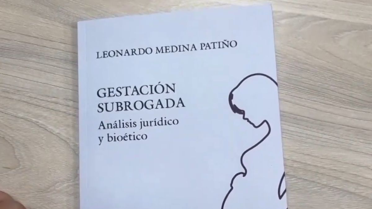 Leonardo Medina presenta: ''Gestación subrogada: Análisis jurídico y bioético''