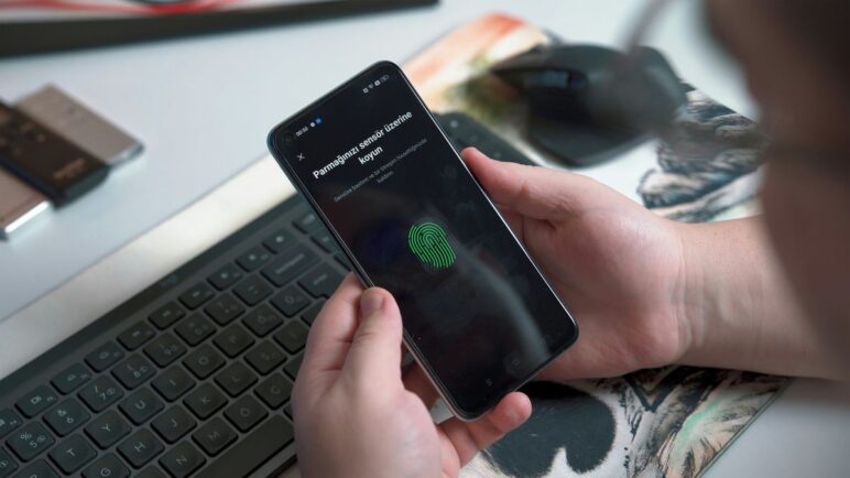 Las ventajas de apagar el celular en las noches: esto dicen los expertos