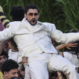¡Algunos detalles (muy sutiles) de la presentación de Bad Bunny en el Super Bowl!