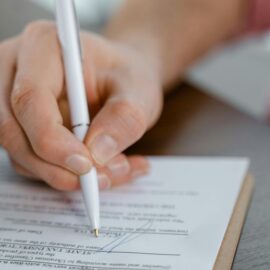 Empleo formal, clave para integrar a migrantes venezolanos en Cali y el Valle del Cauca