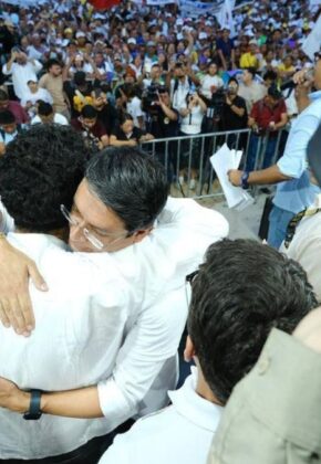 Romero adhiere oficialmente a Cepeda y se advierte división en la izquierda