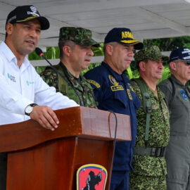 Colombia y Ecuador lanzan operación militar conjunta contra el narcotráfico en la frontera