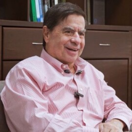 Juan Fernando Cristo anuncia a Norma Constancia Vera como su fórmula presidencial