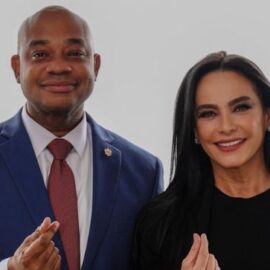 Luis Gilberto Murillo anuncia a Luz María Zapata como fórmula vicepresidencial