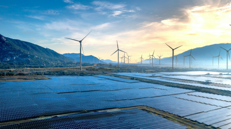 Hogares de estratos 1, 2 y 3 podrán generar su propia energía y reducir subsidios ¿Cómo funciona?