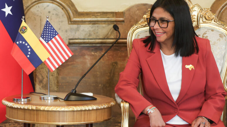 Venezuela confirma restablecimiento de las relaciones diplomáticas con Estados Unidos