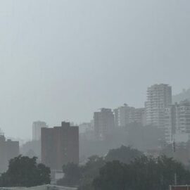 Video: Se registran fuertes lluvias en el norte de Cali