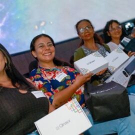 Más de mil microempresarios del Valle reciben tecnología para impulsar sus negocios