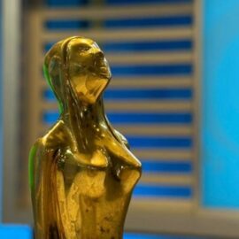 ¡Vota por 90 Minutos en los Premios India Catalina! Paso a paso (simple y rápido)