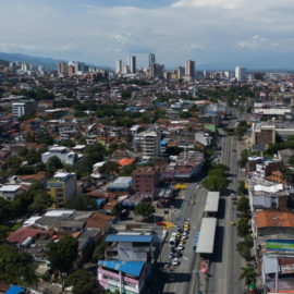 Precandidatos presidenciales exponen sus propuestas para la región rumbo a las consultas