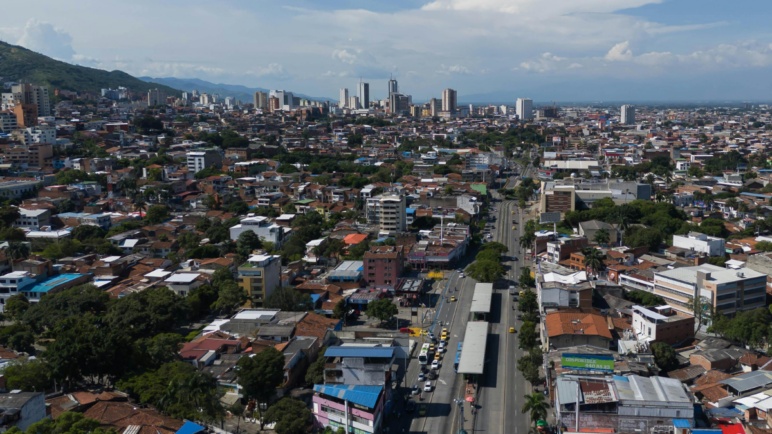 Precandidatos presidenciales exponen sus propuestas para la región rumbo a las consultas
