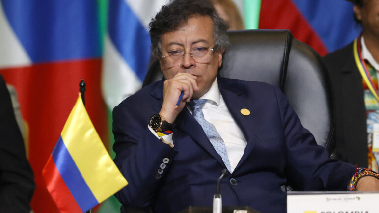 Petro anuncia que el Gobierno “se retira de la junta” del Banco de la República tras subida de tasas