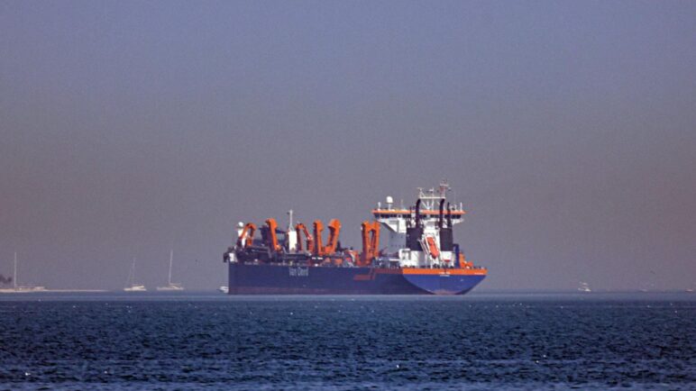 Irán condiciona reapertura del estrecho Ormuz hasta el levantamiento del bloqueo naval de EE.UU.