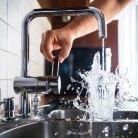 Barrios sin agua este 21 de abril en Cali: Emcali explica razón y horarios de suspensión