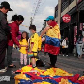 Hong Kong intensifica el control previo al Mundial y confisca 10.000 camisetas falsas