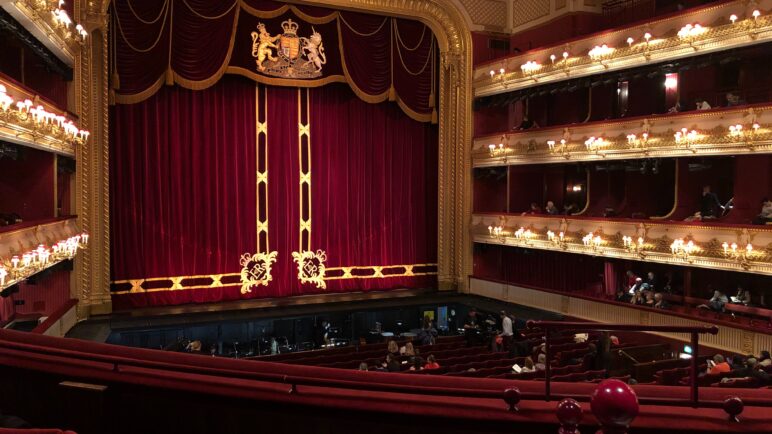Conozca la programación cultural y artística de abril en el Teatro Municipal