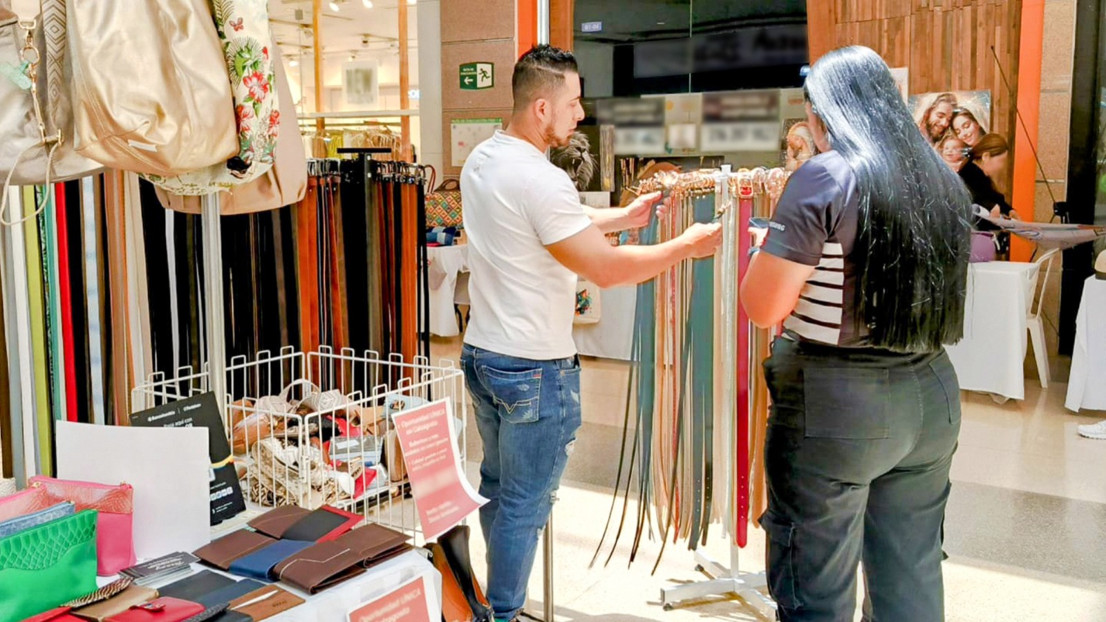 Feria Calzatón impulsa el talento vallecaucano con productos hechos por mujeres