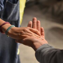 Fundación Samaritanos transforma vidas de habitantes de calle en Cali a través de programas de resocialización