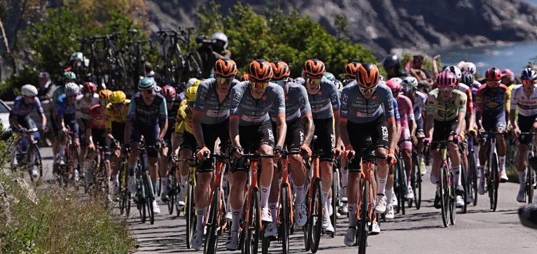 Video | Avanza el Giro de Italia: así le fue a Egan Bernal y su posición en la general