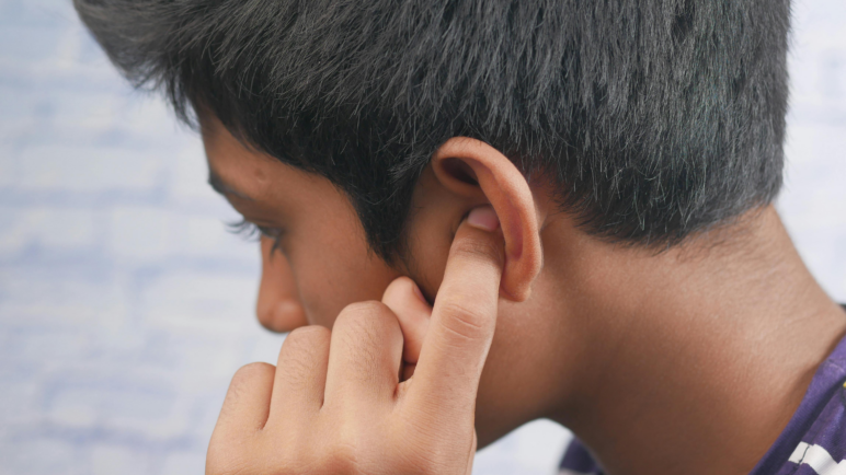 La importancia del cuidado auditivo: casos especiales y atención a niños