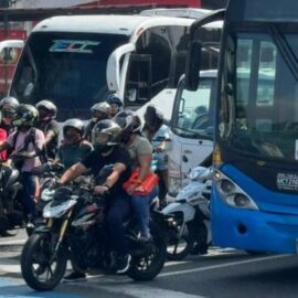 Motocicletas desplazan al MIO y encienden alertas por seguridad vial en Cali