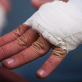 ¿En qué situaciones se puede solicitar una pensión por invalidez? experta despeja dudas