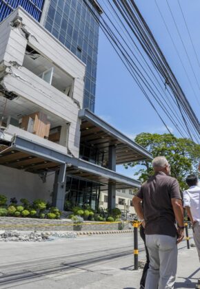 Filipinas eleva a 45 los fallecidos y a 17 los desaparecidos tras el terremoto