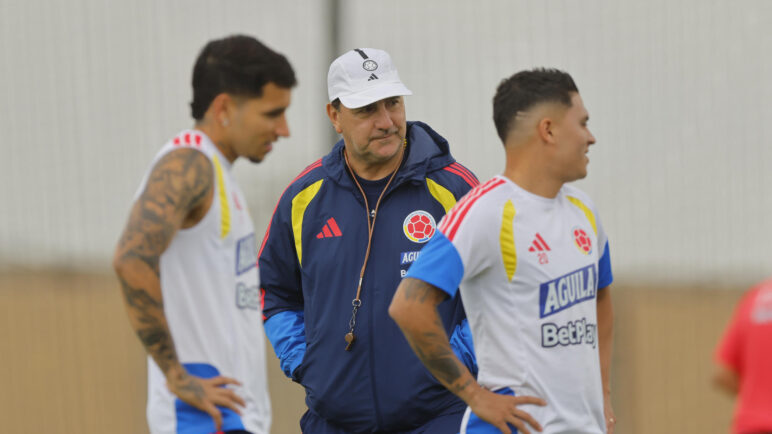 Imágenes | Colombia se prepara para su segunda salida en el Mundial: hubo visita especial