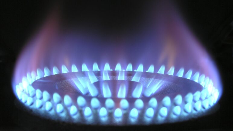 ¿Aumentará el precio del gas en Colombia? Gremio advierte impacto por deuda en subsidios